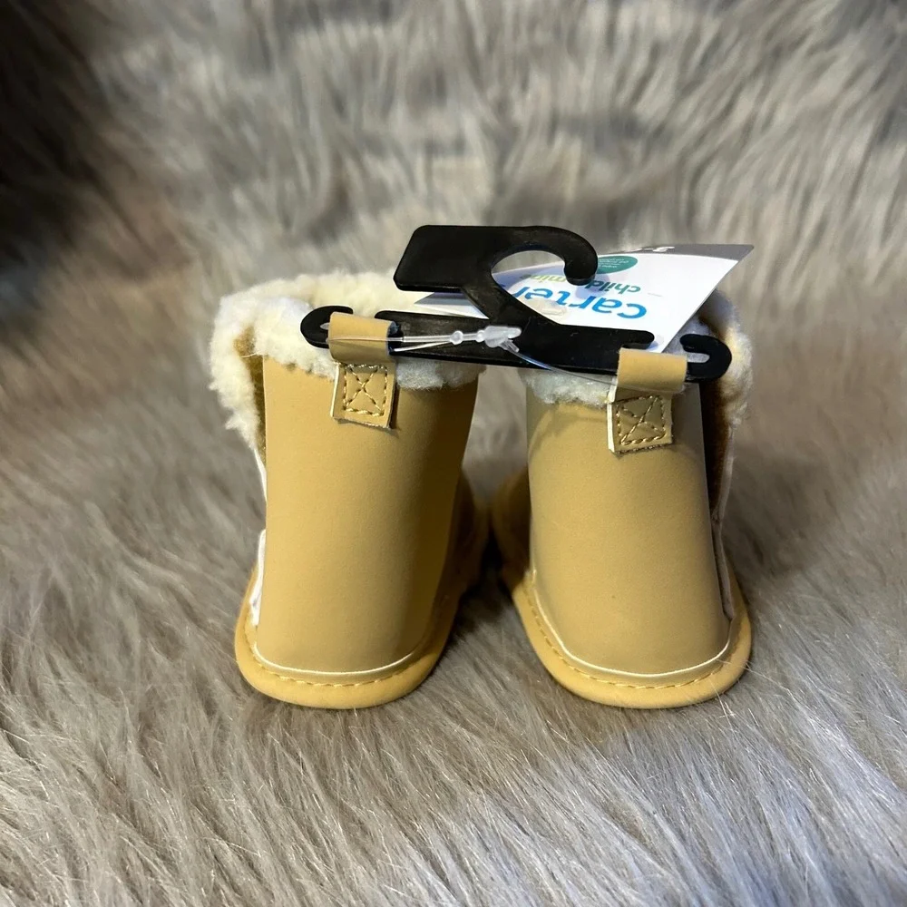 Carter's Child Of Mine Crib Shoes Baby's Size 3-6 Months Beige Boots Booties